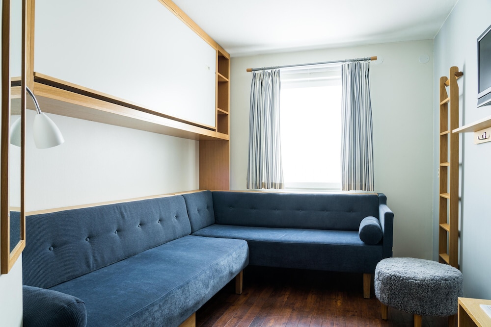 Basic Triple Room photo 2