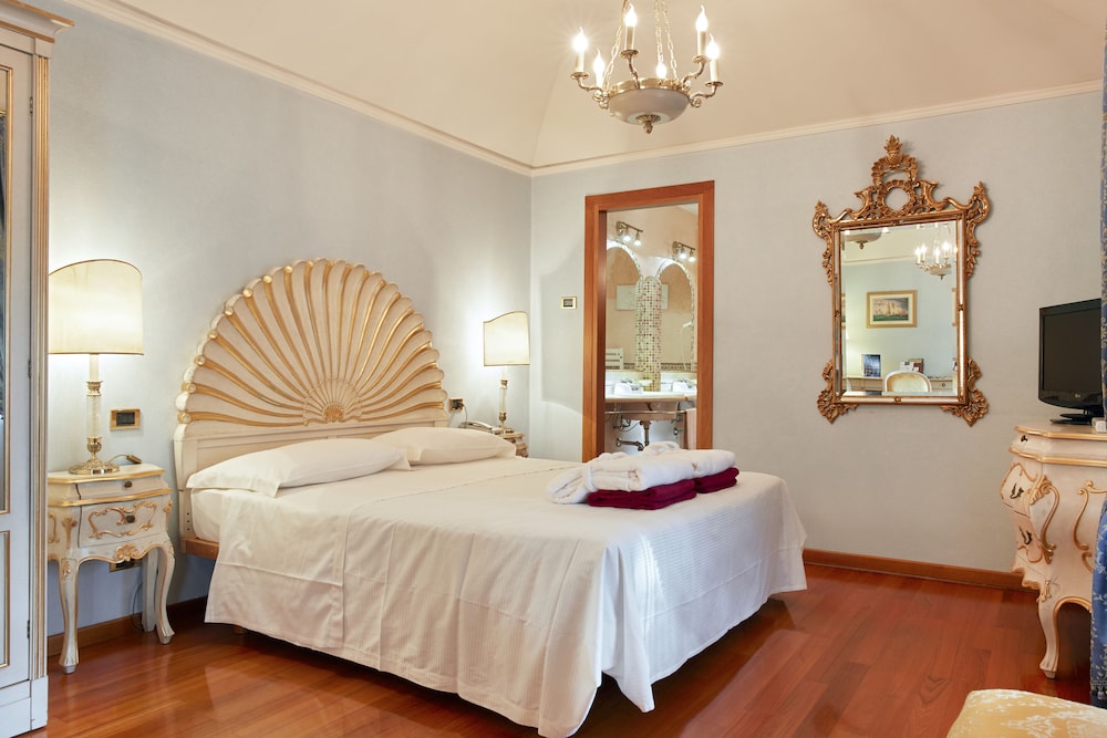 Junior Suite - Photo 8