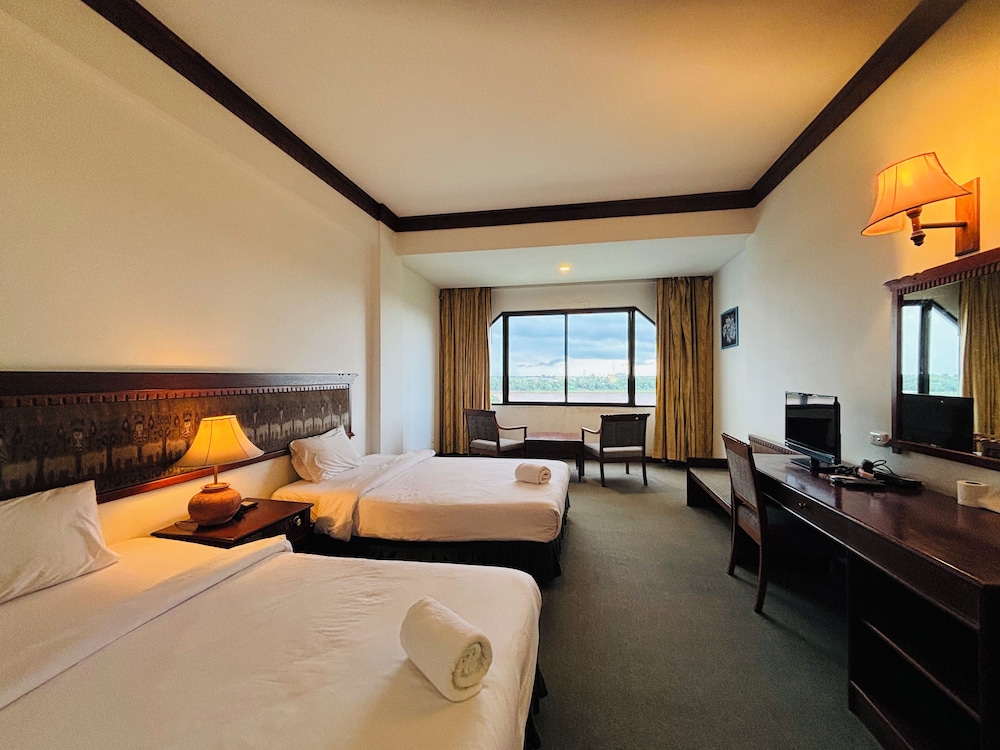 Superior Single Room, 2 Bedrooms, Non Smoking, River View photo 1