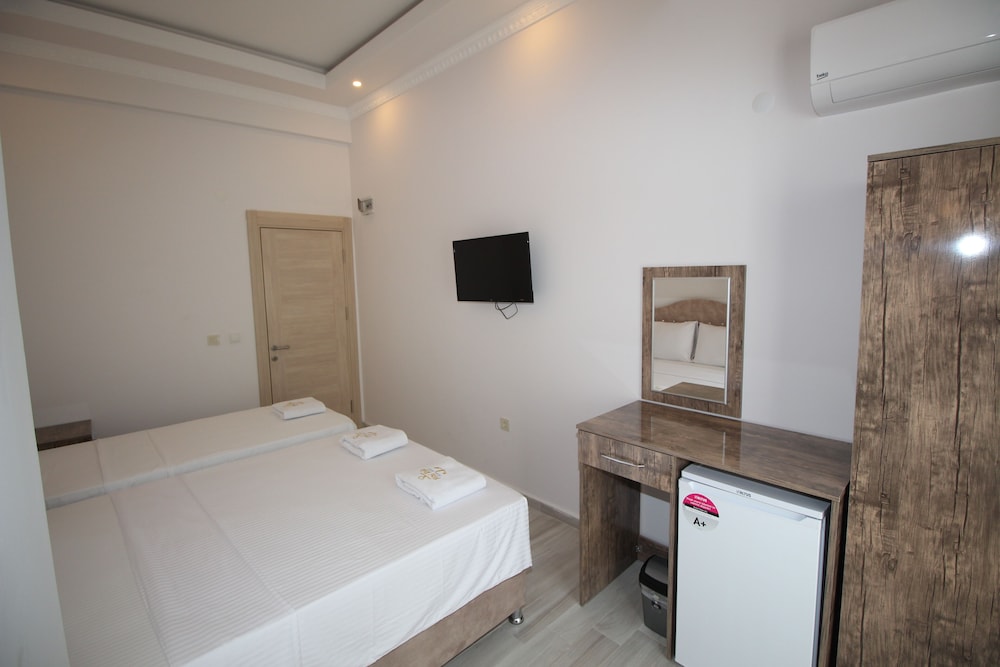 Deluxe Triple Room photo 1