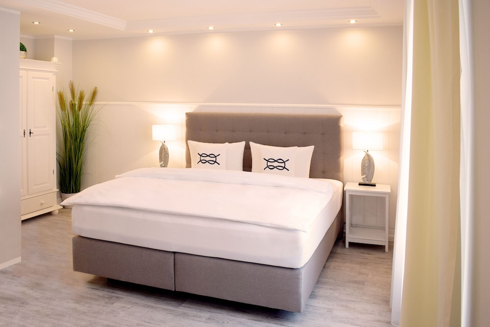 Nordlicht Suite with garden view