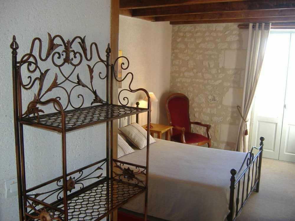 Superior Room, 1 Queen Bed, Non Smoking, Valley View photo 2