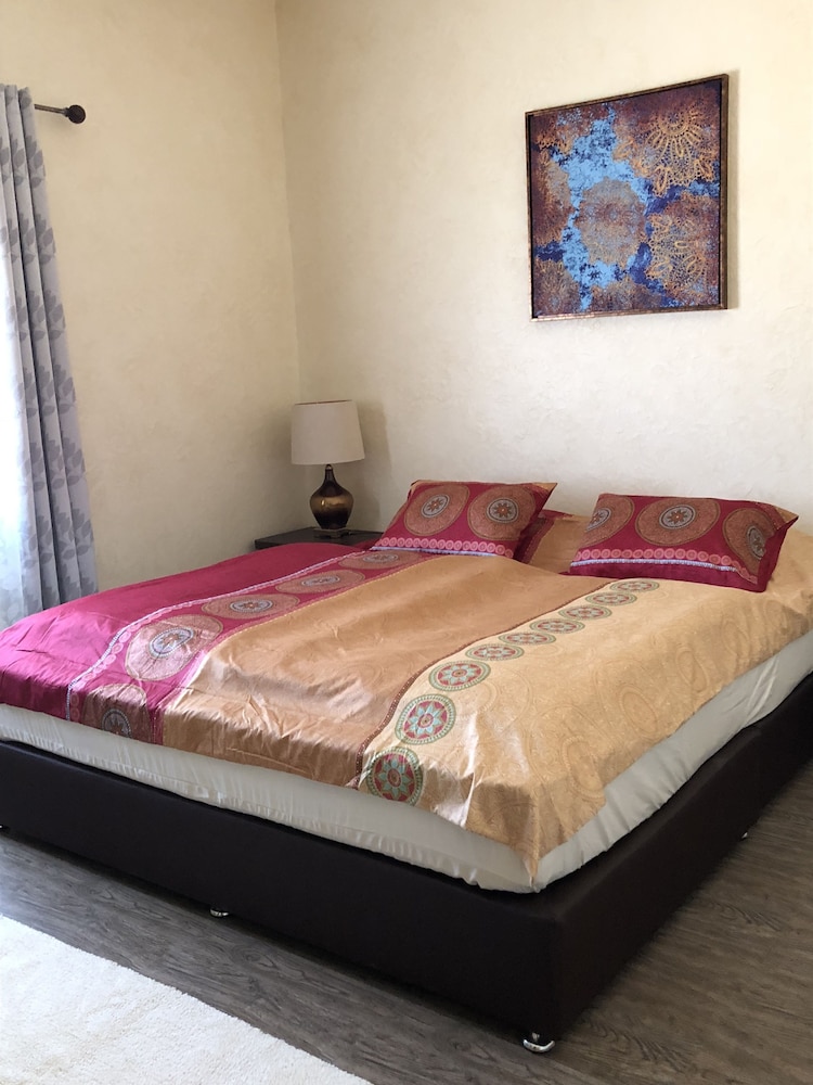 Deluxe Bungalow photo 1