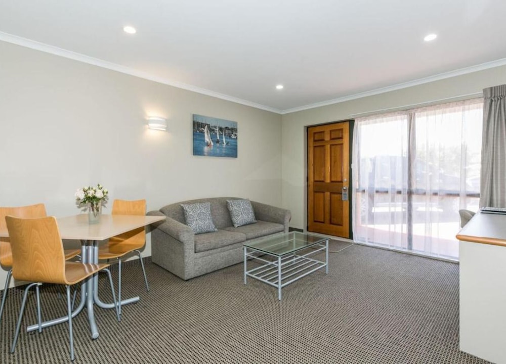 One Bedroom Suite