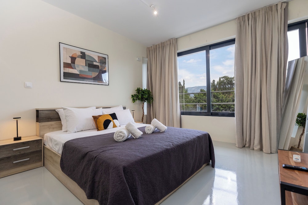 Double Room, City View