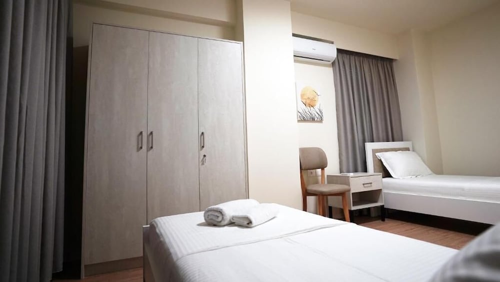 Classic Double Room, City View
