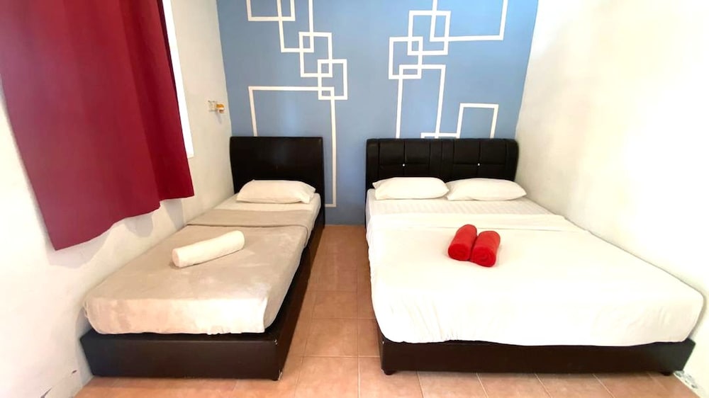 Deluxe Triple Room photo 2