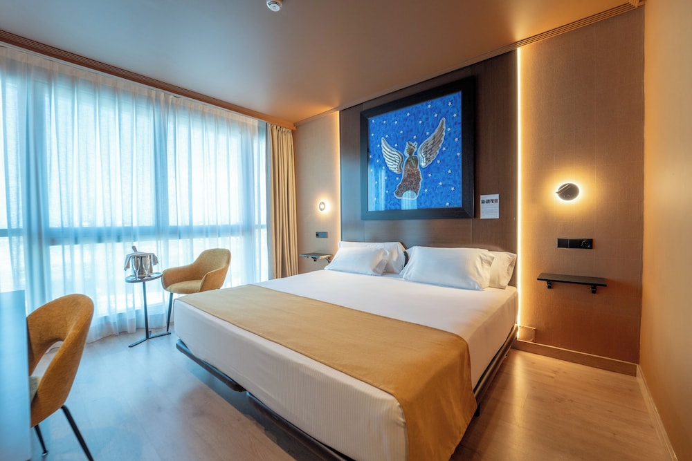 Standard Room, Partial Sea View - Photo 1