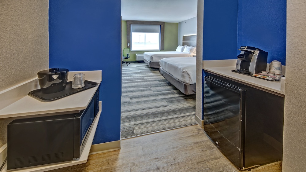 Standard Room, 2 Queen Beds, Accessible (Communications Accessible) - Photo 1