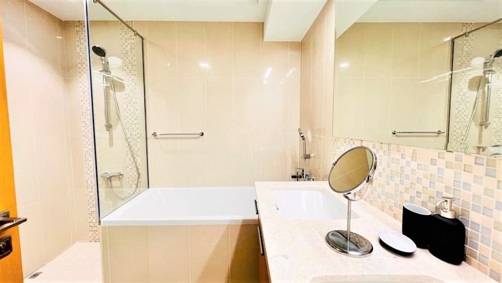 Apartment (2 Bedrooms) photo 2
