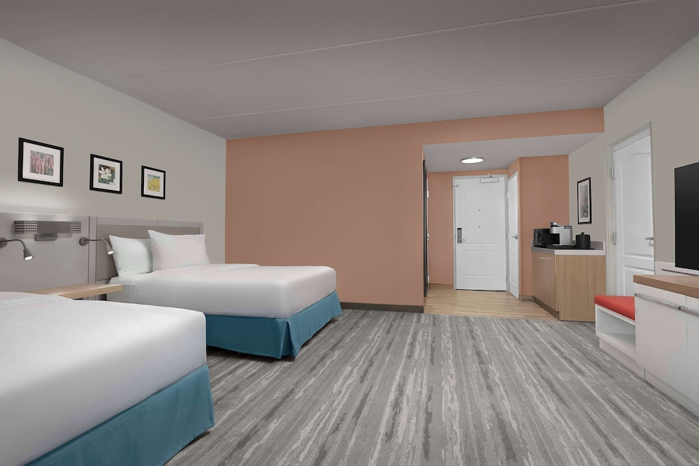 Room, 2 Queen Beds, Accessible (Mobility, Roll-in Shower) - Photo 3