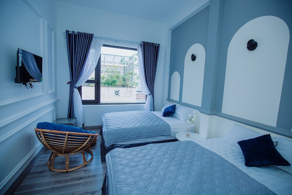 Family Twin Room