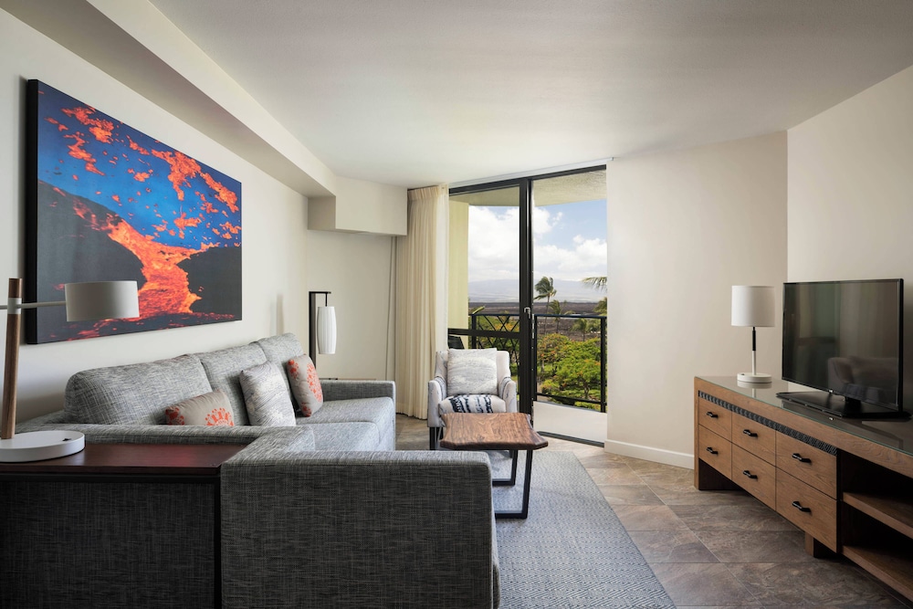 Suite, 1 Bedroom, Balcony (Mobility Accessible, Transfer Shower) photo 3