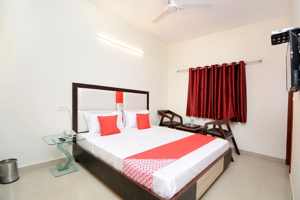 Deluxe Double Or Twin Room, 1 King Bed photo 1