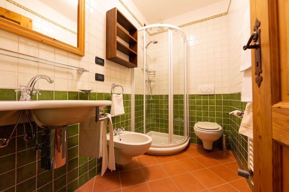 Double or Twin Room, Balcony - Photo 13