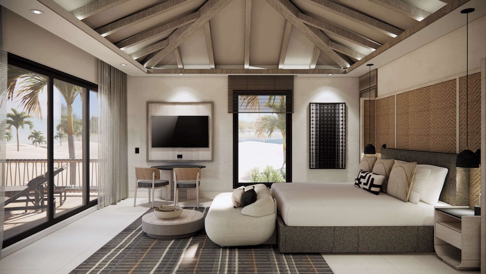 Suite, 1 Bedroom, Oceanfront (Club Azure, Bungalow, King) - Photo 3