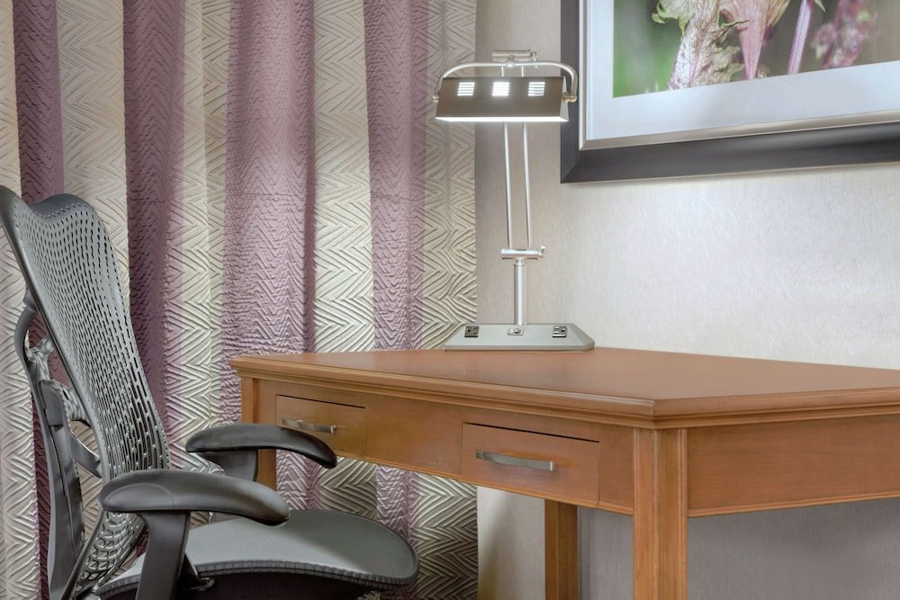 Room, Accessible photo 1