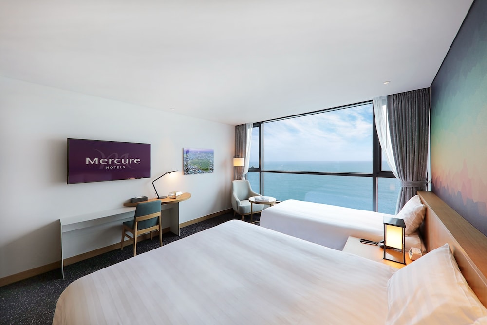 Privilege, Family Room, Multiple Beds - Photo 3