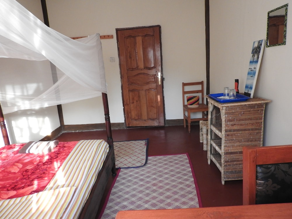 Family House photo 1