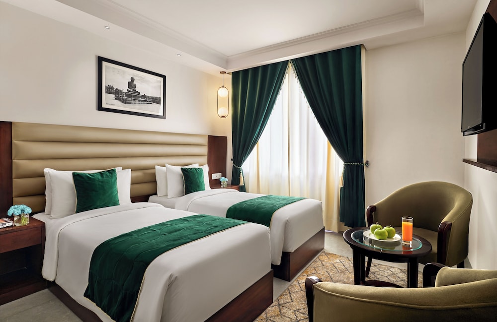 Executive Twin Room - Photo 3