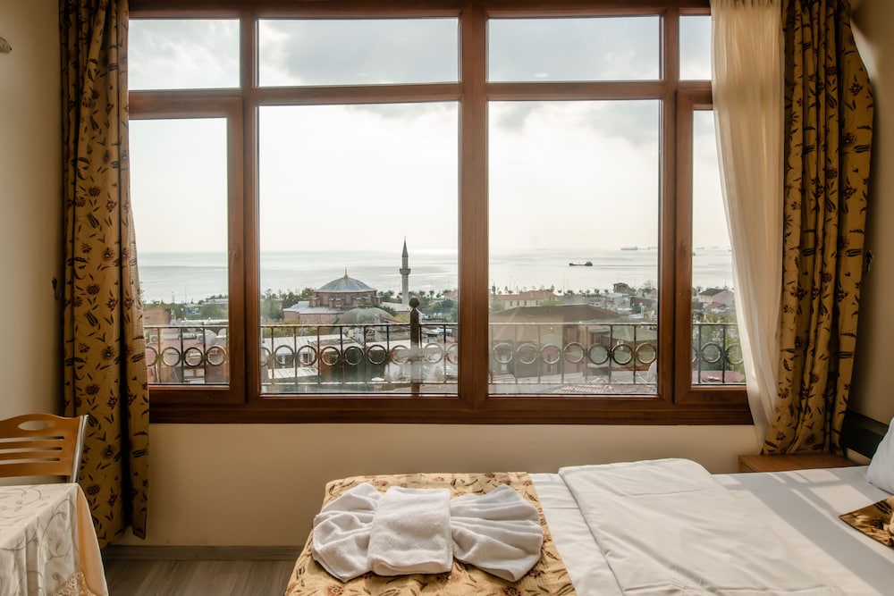 Deluxe Room, Sea View photo 1