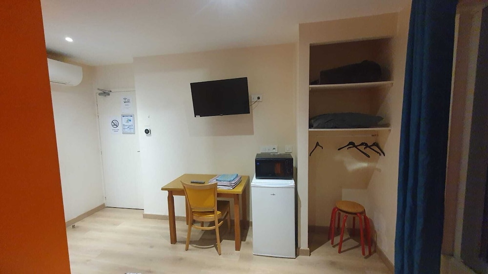 Classic Triple Room photo 3