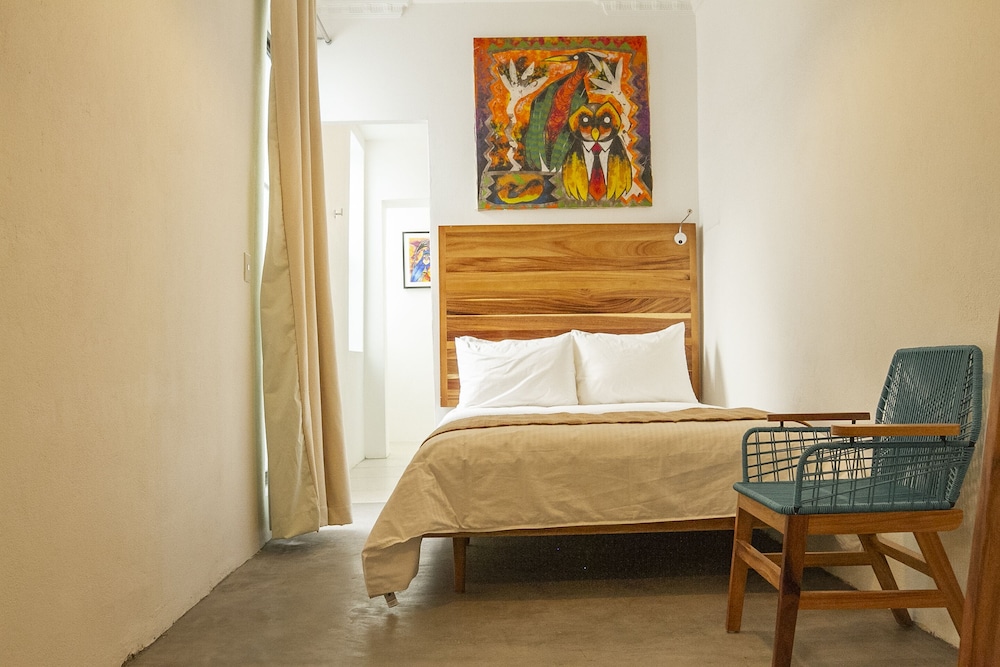 Basic Double Room photo 3