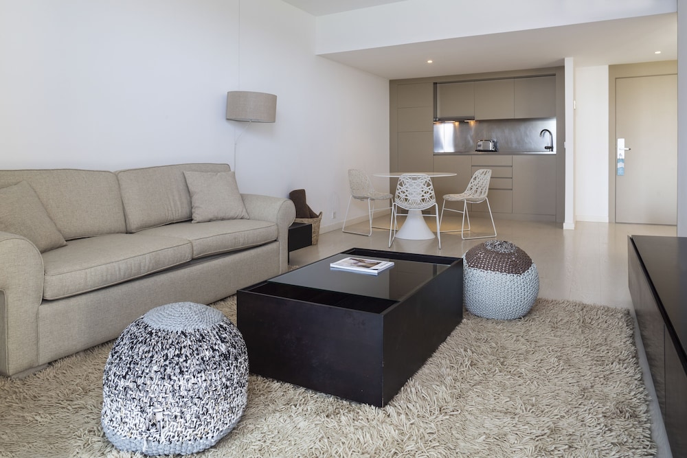 One bedroom Memmo Suite, Frontal Sea view photo 2