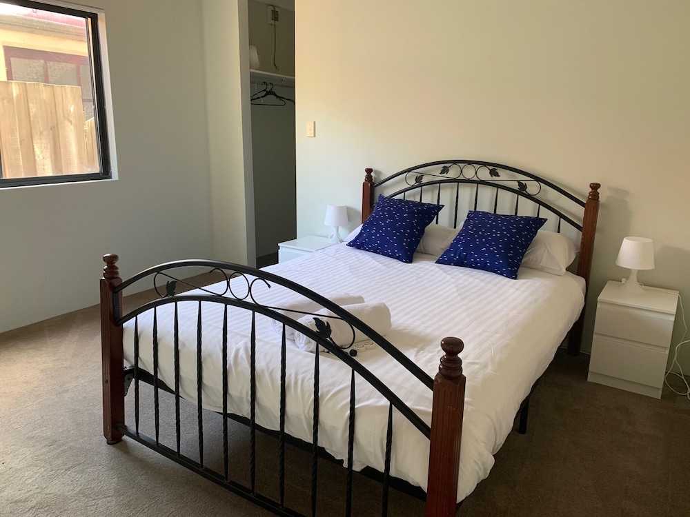 House, 3 Bedrooms, Non Smoking photo 2