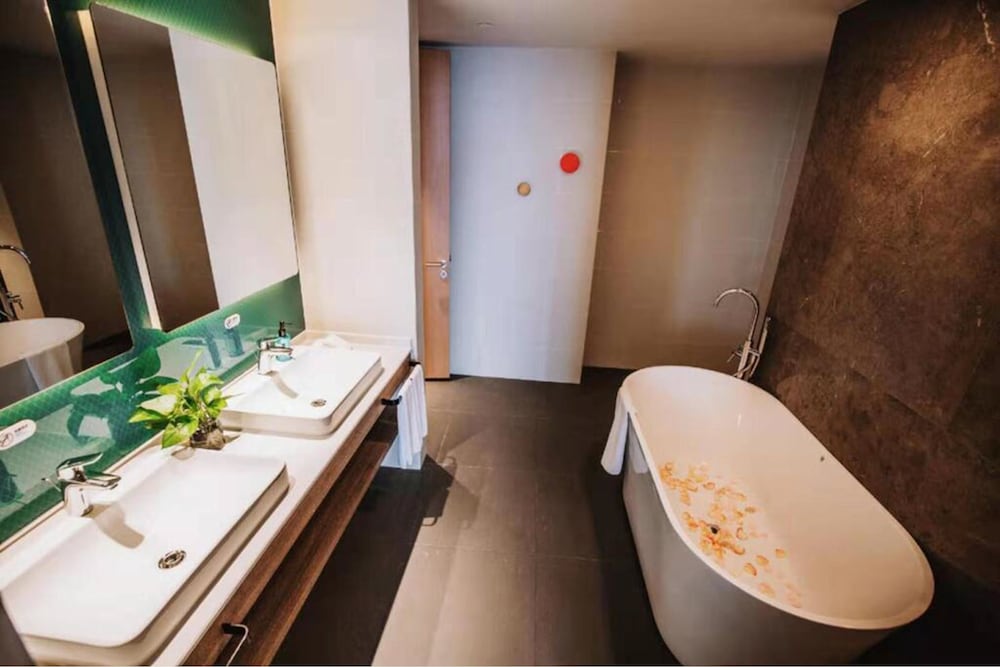 Room (Specialty) photo 2