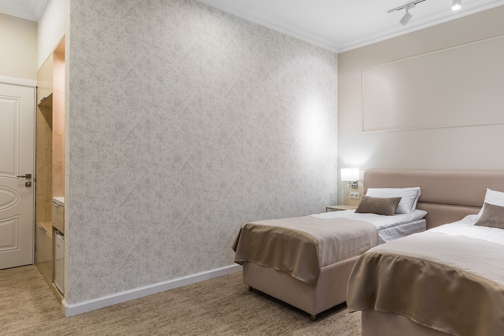 Standard Double Or Twin Room photo 3