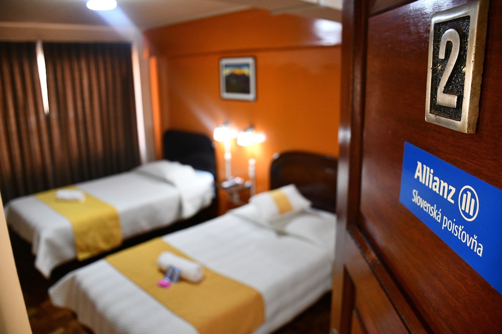 Standard Twin Room photo 3