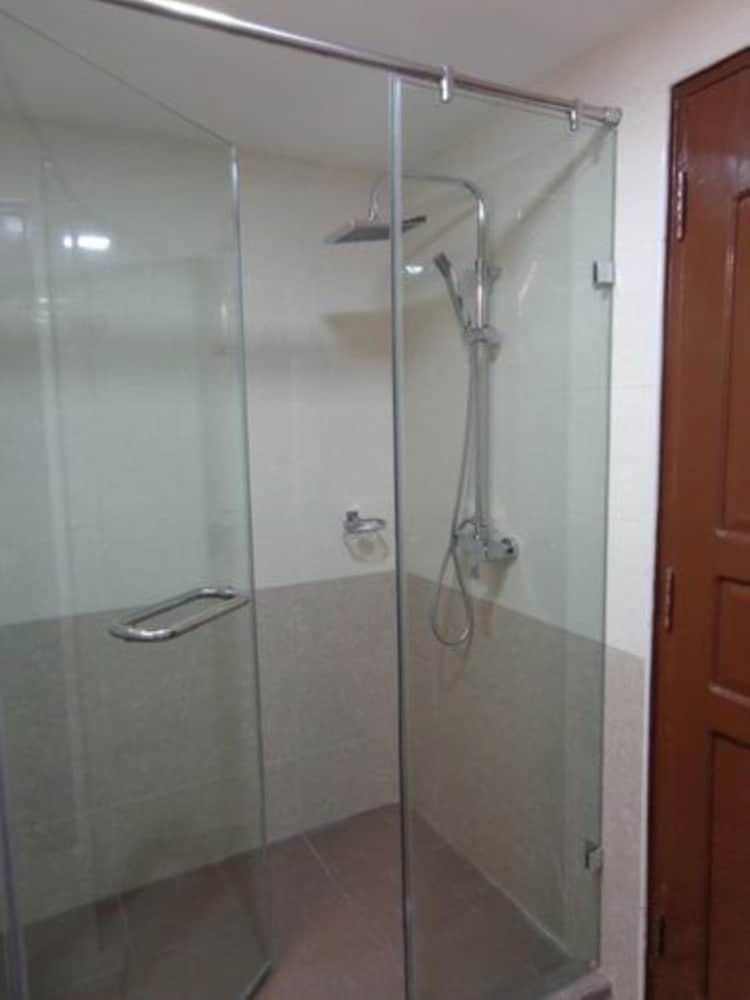 Standard Room photo 2