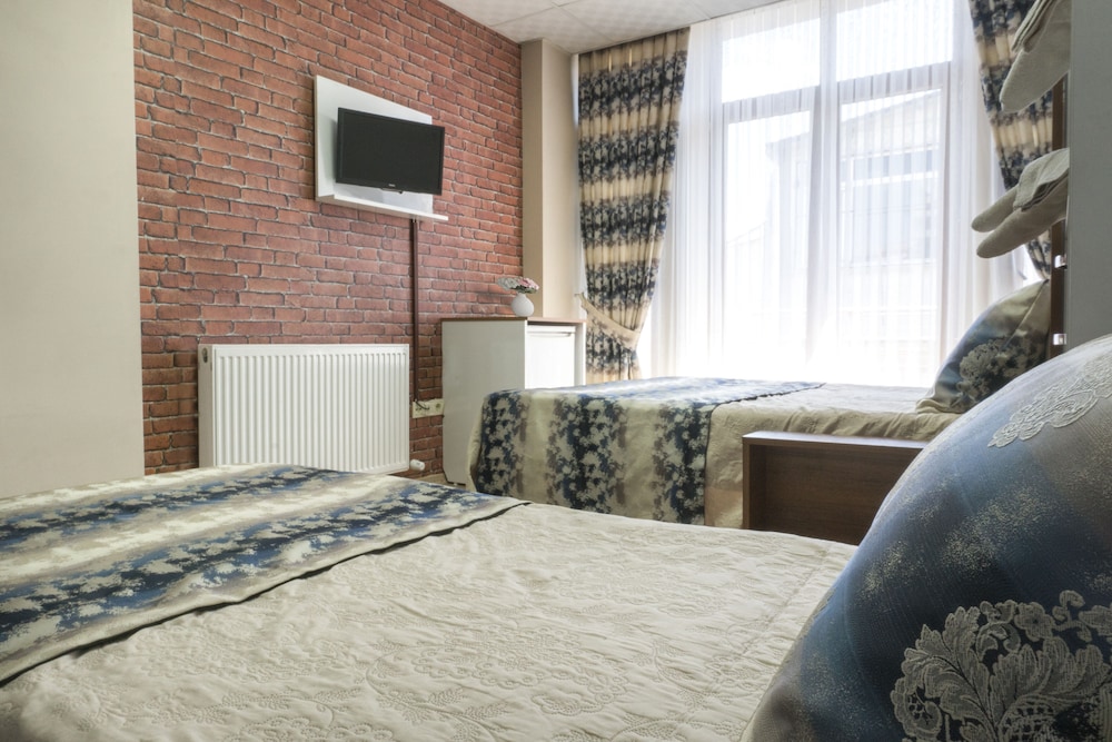Family Triple Room photo 2