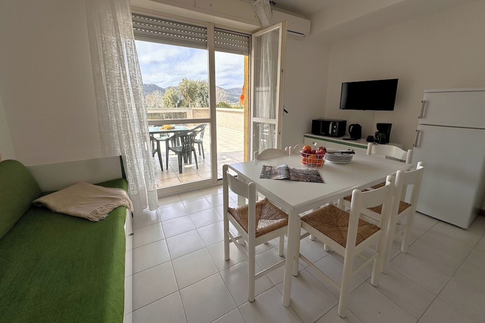 Apartment for 6 people - 2 bedrooms - Air-conditioned - Terrace - Renovated photo 1