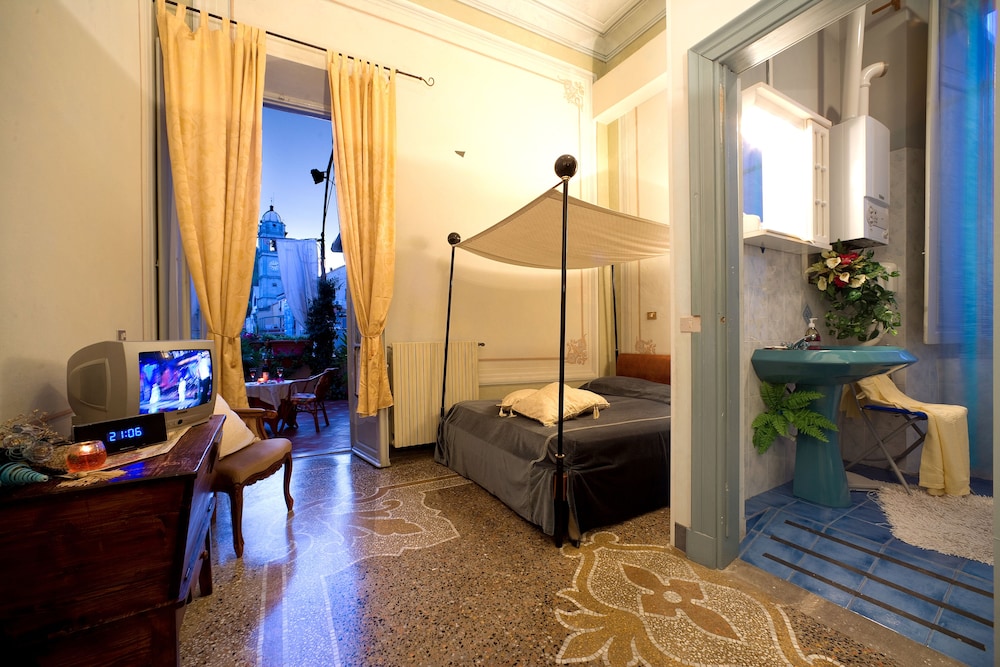 Double Or Twin Room, Ensuite (Desiré) photo 1