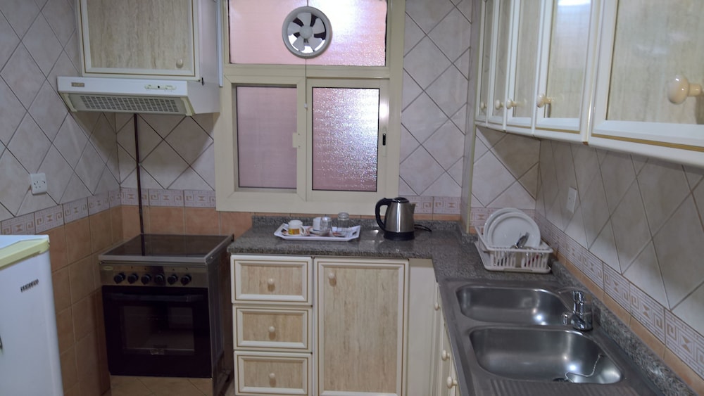 Suite, 1 Bedroom photo 3