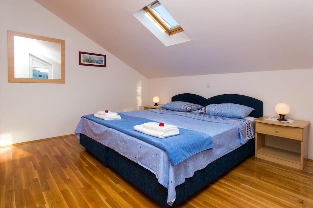 Comfort Apartment, 1 Bedroom, Balcony, Garden View