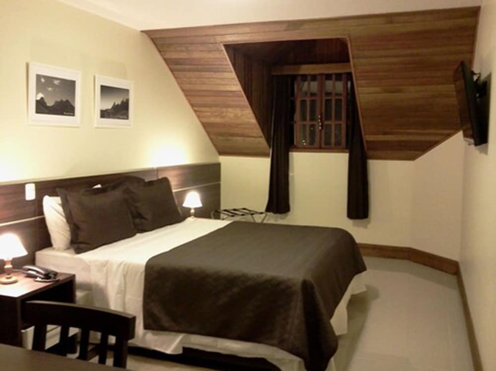 Quarto Duplo Superior com Banheira photo 2