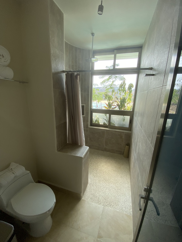 Standard Room - Photo 2