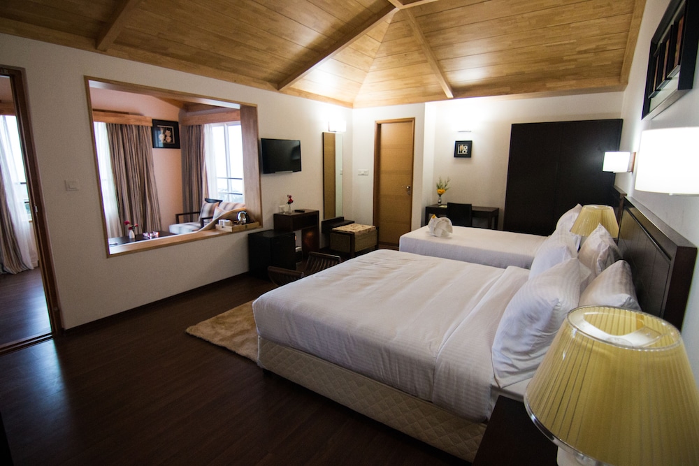 Executive Room photo 3