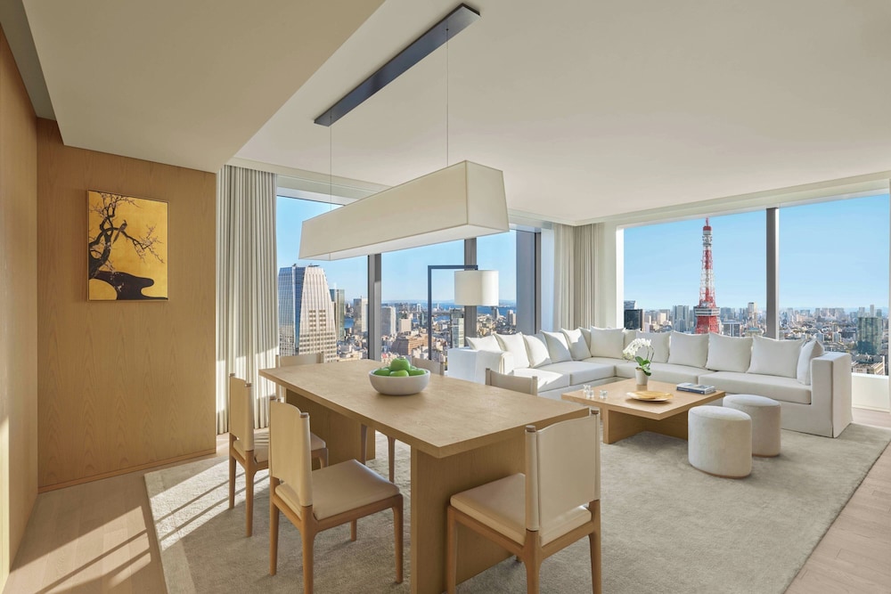 Suite, 1 Bedroom, Tower (View)