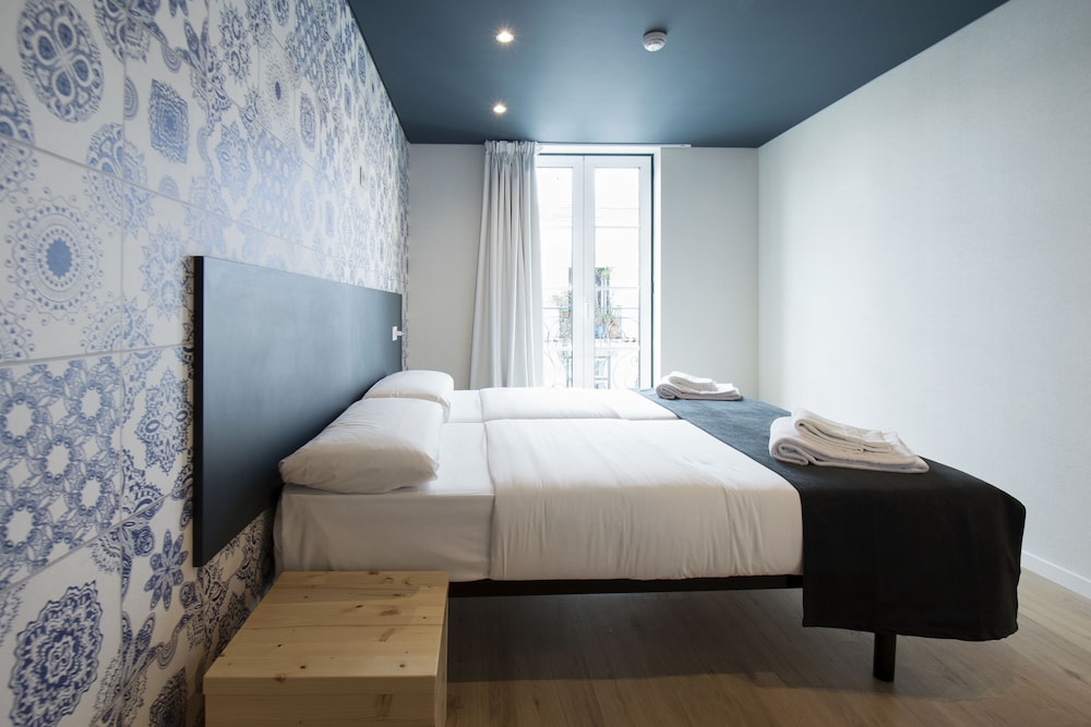 Superior Twin Room - Photo 4
