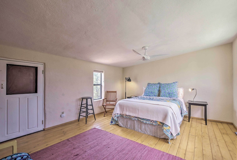 House (2 Bedrooms) photo 3