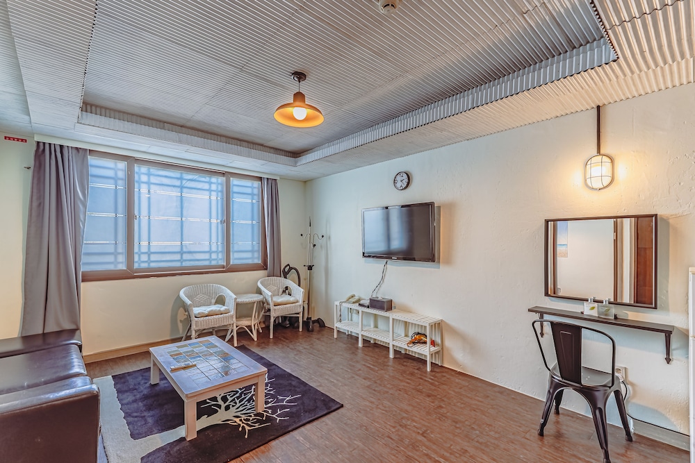 Suite, Ocean View photo 1