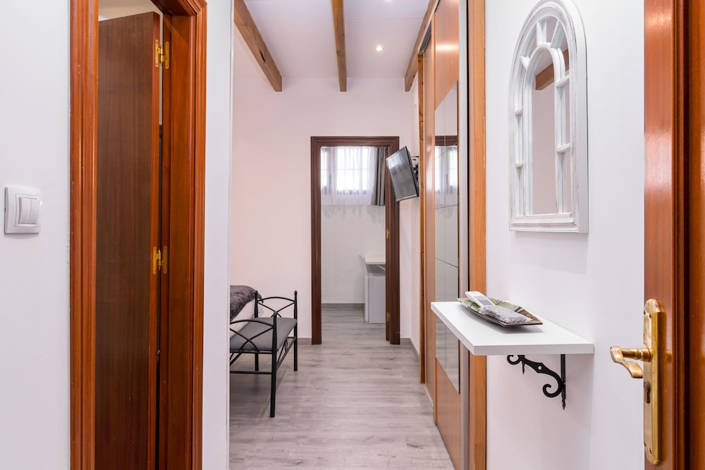Habitación Triple, Accesible, con Baño privado