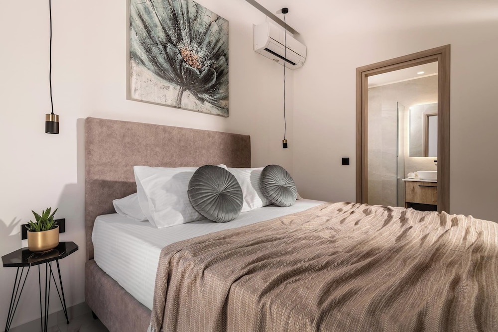 Villa, 3 Bedrooms, Terrace, Garden View