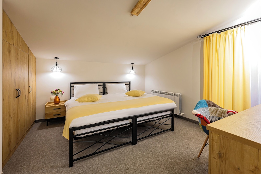 Standard Double Room photo 2