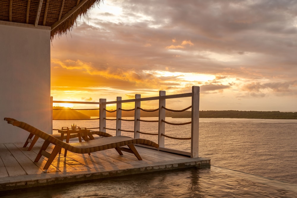 One Bedroom Pool Villa Ocean View with Daily Afternoon Tea photo 2