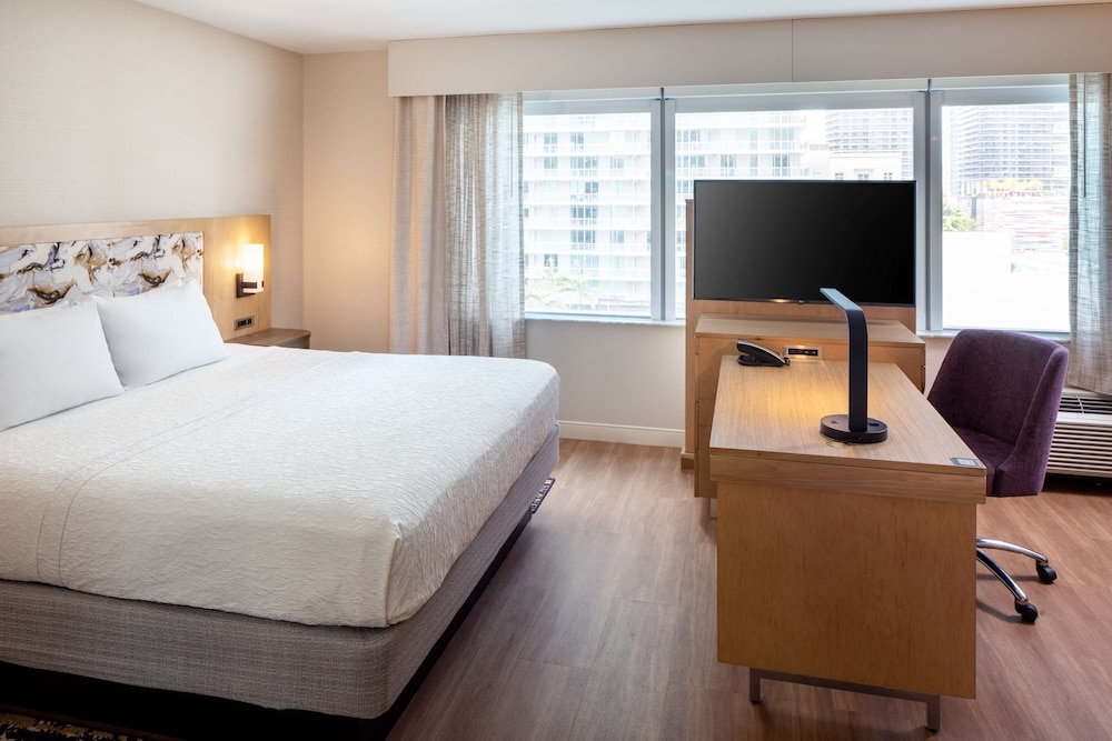 Studio, 1 King Bed, Accessible, Non Smoking